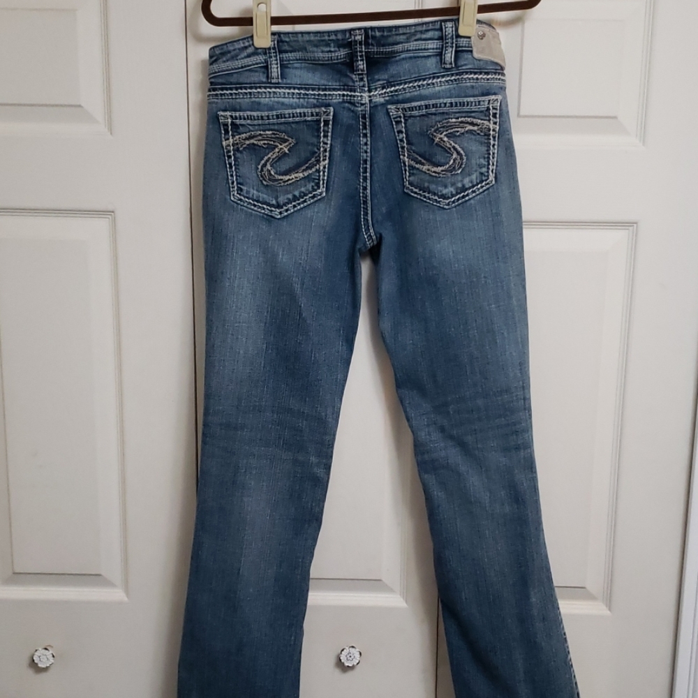 Silver Jeans - Picture 2 of 6